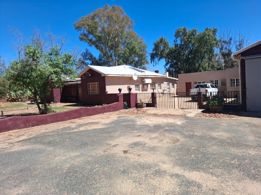 Commercial Property for Sale in Touws River Rural Western Cape